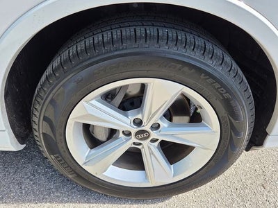 2023 Audi Q7 45 Premium Plus quattro