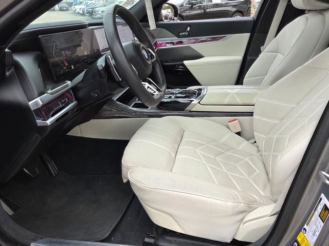 2024 BMW 7 Series 740i xDrive
