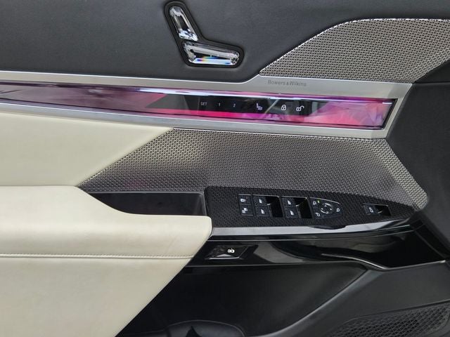 2024 BMW 7 Series 740i xDrive