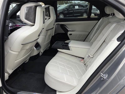 2024 BMW 7 Series 740i xDrive
