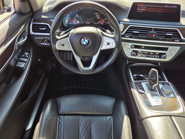 2022 BMW 7 Series 740i xDrive