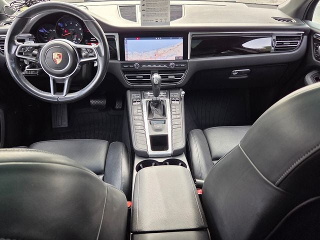 2021 Porsche Macan Base