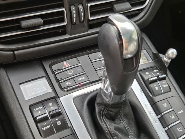 2021 Porsche Macan Base