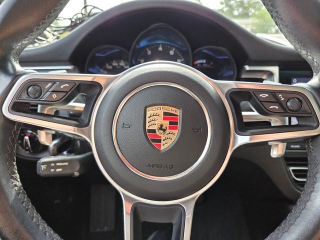 2021 Porsche Macan Base