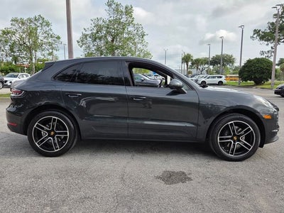 2021 Porsche Macan Base