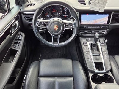 2021 Porsche Macan Base