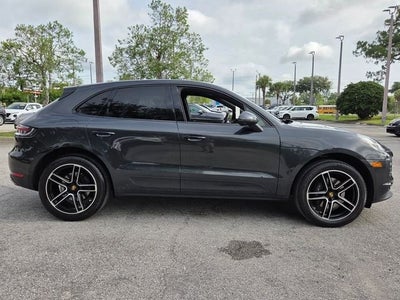 2021 Porsche Macan Base