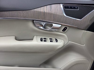2023 Volvo XC90 B6 Plus 6-Seater