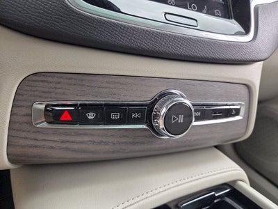 2023 Volvo XC90 B6 Plus 6-Seater