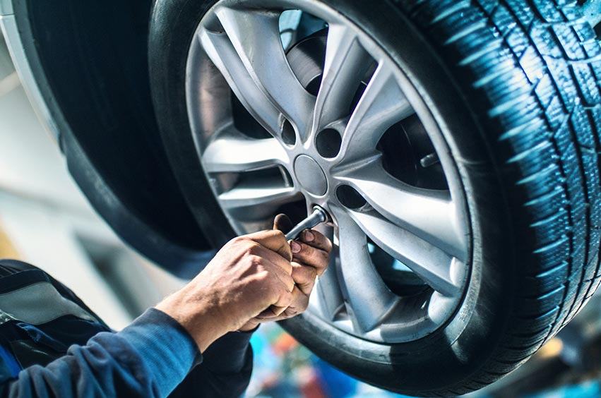 $10.00 OFF TIRE ROTATION