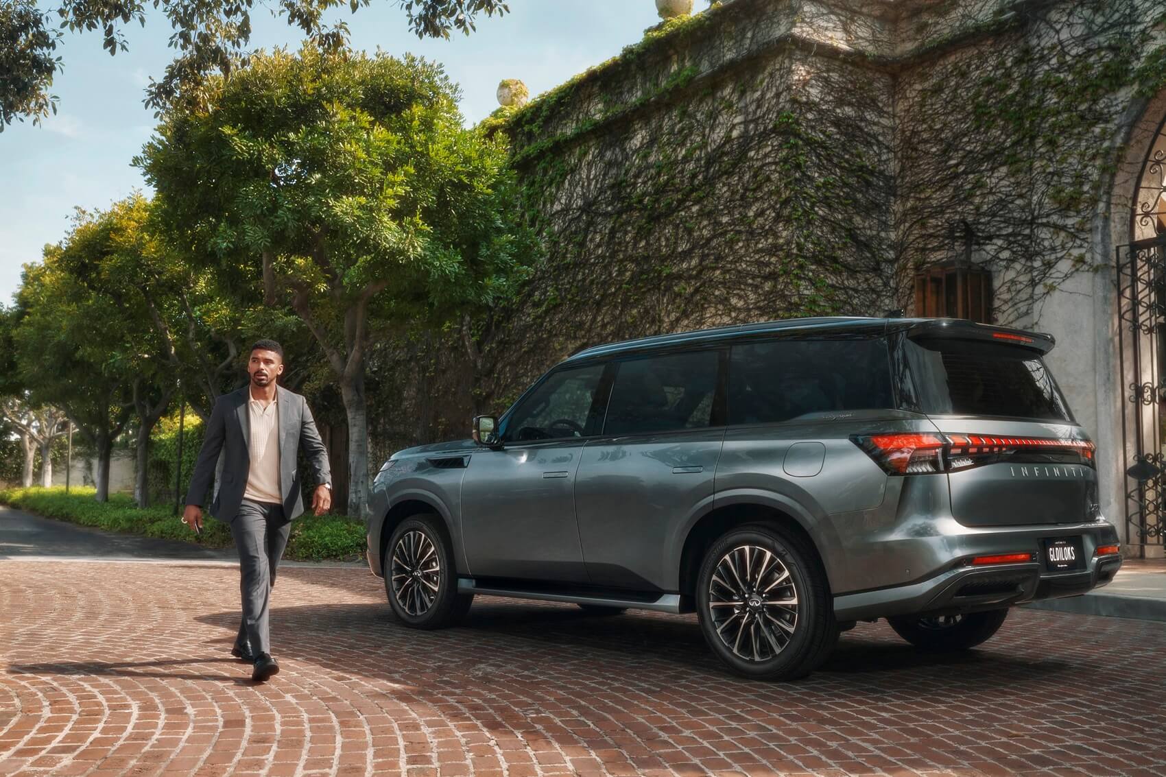 INFINITI QX80 for Sale near Atlantic Beach FL